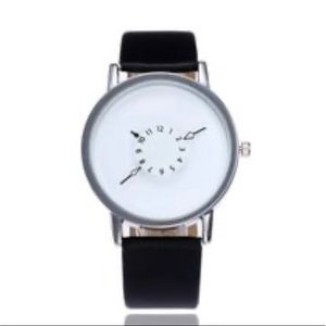 Unisex watch for Women or Men in Black and white